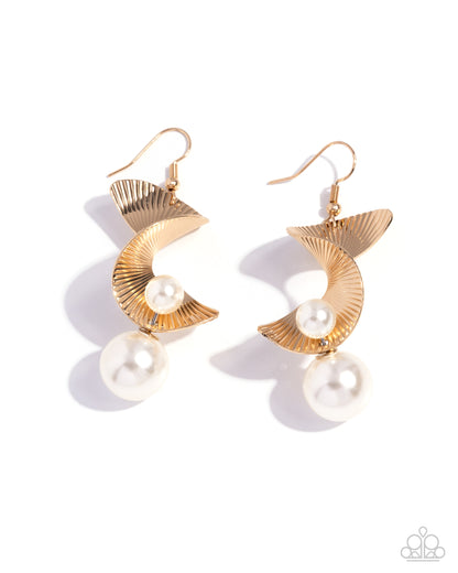 Curator Chic - gold - Paparazzi earrings
