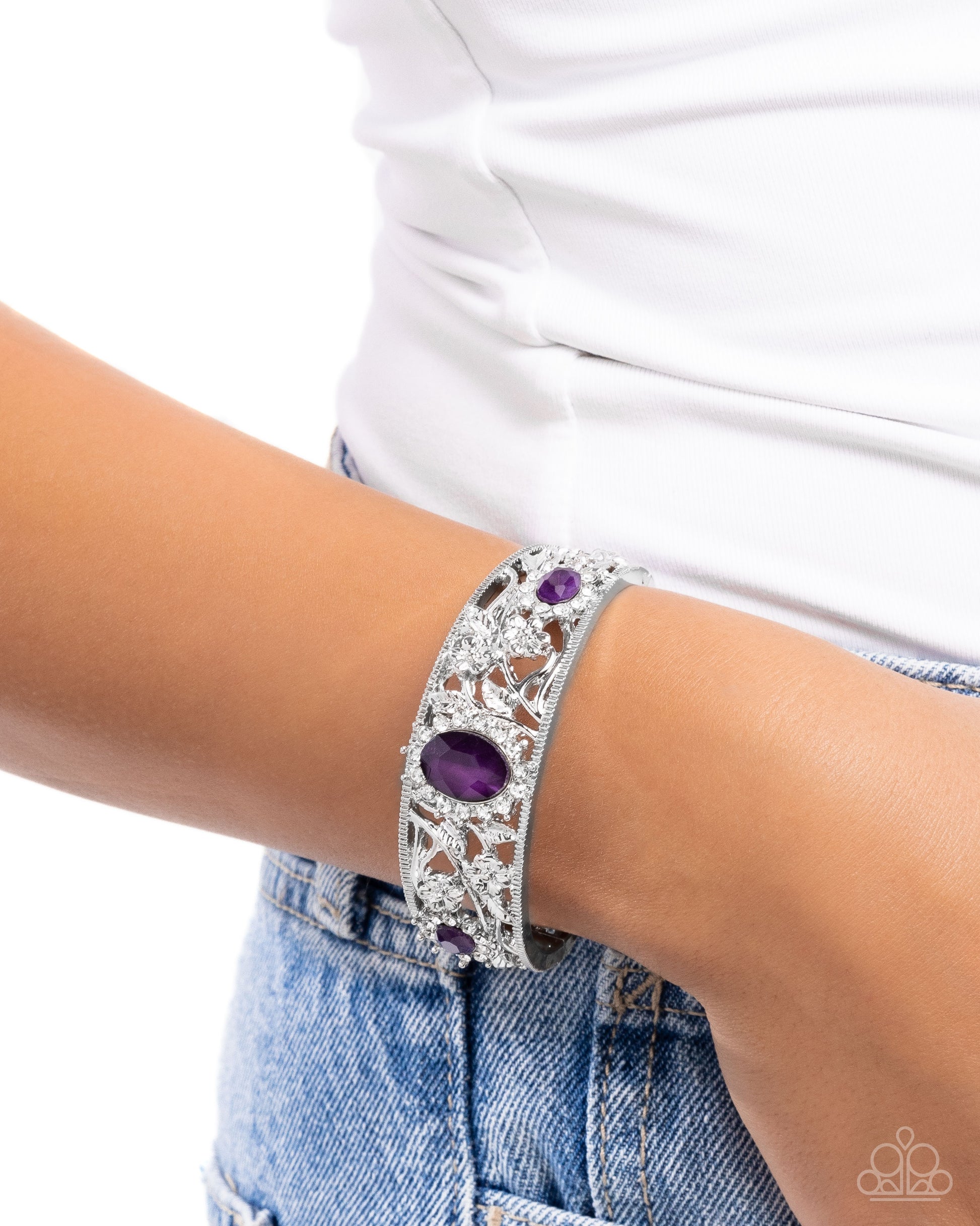Curious Chic - purple - Paparazzi bracelet
