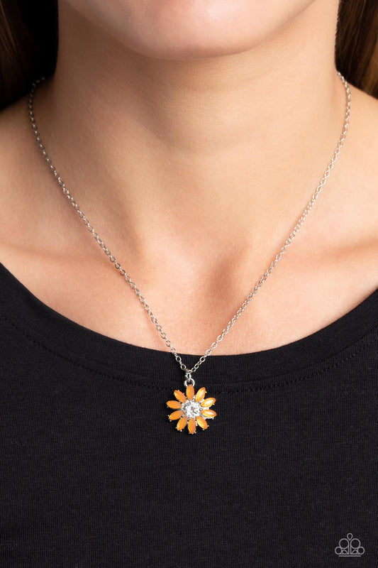 Daisy Diva - orange - Paparazzi necklace