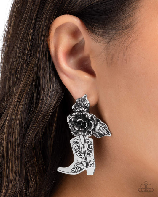 Dancing Boots - silver - Paparazzi earrings