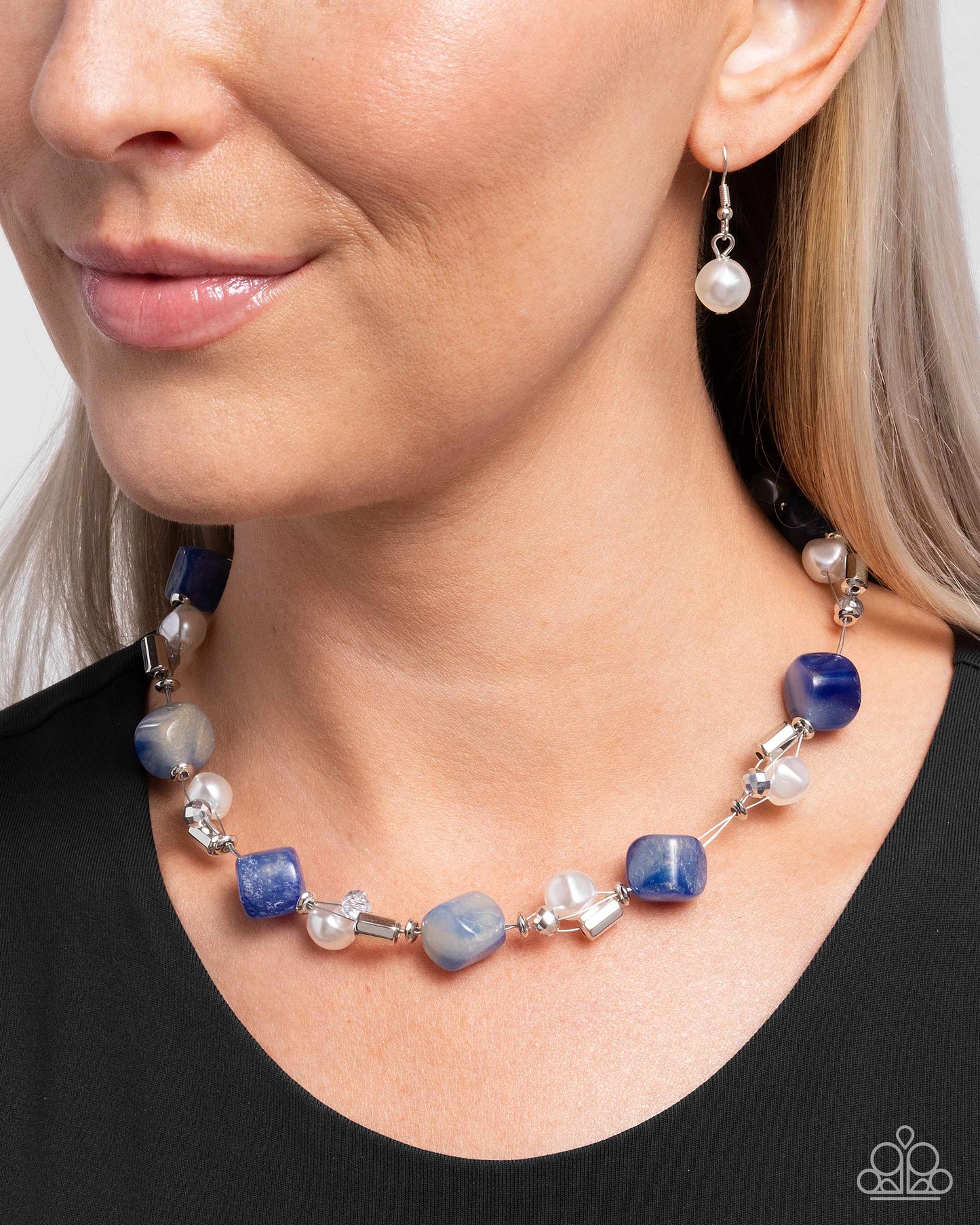 Dare to be Surprised - blue - Paparazzi necklace
