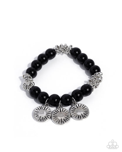 Daring Discs - black - Paparazzi bracelet