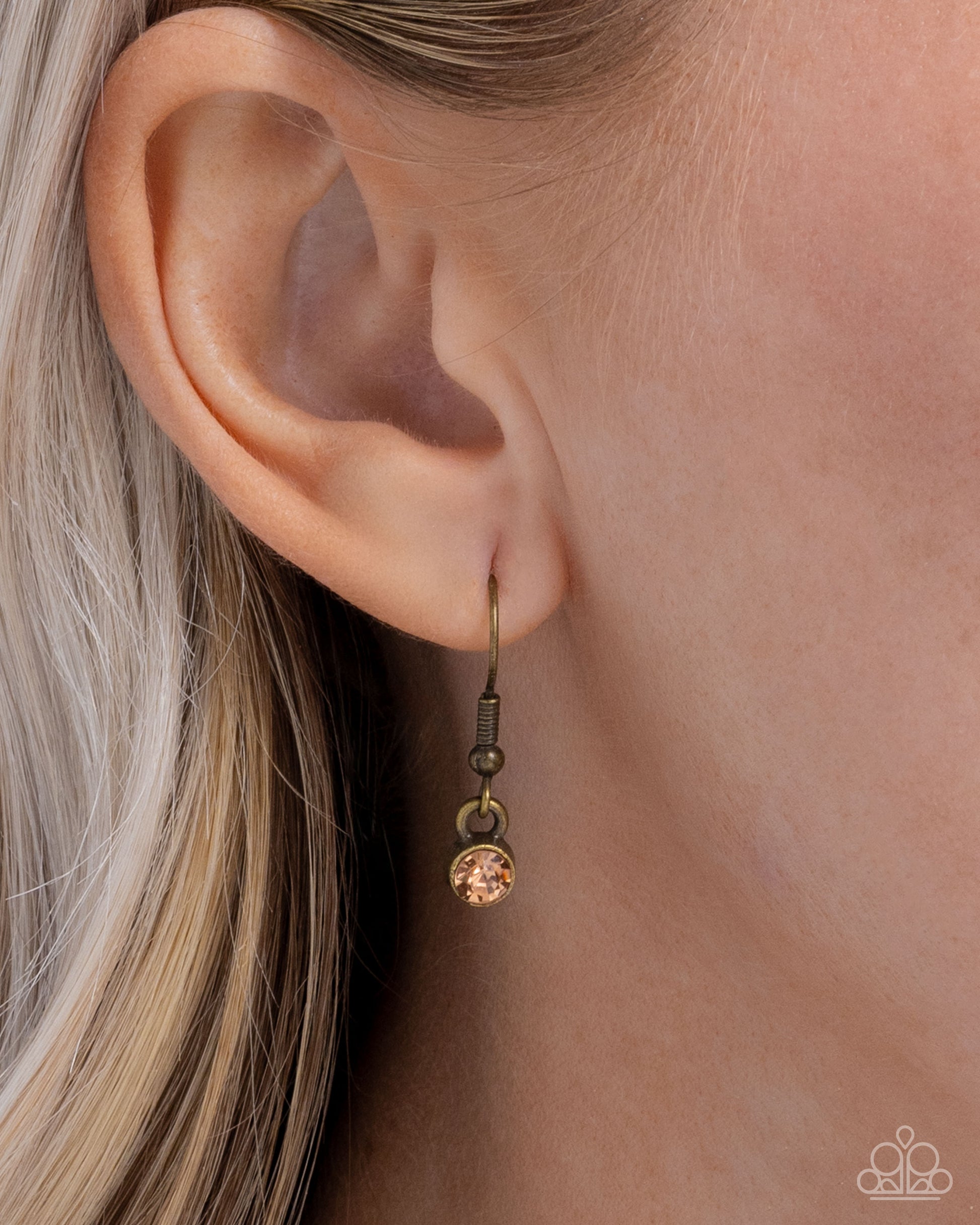 Darling Do-Si-Do - brass - Paparazzi necklace