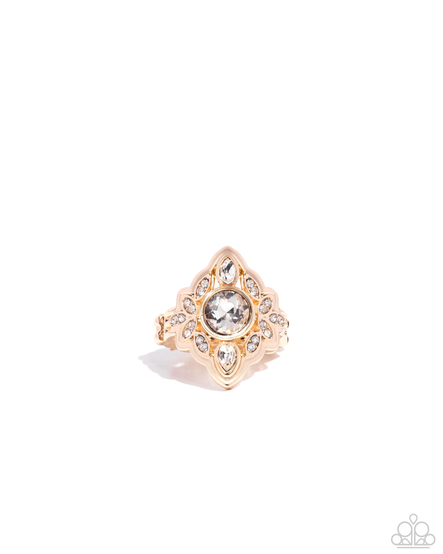 Dazzling Dignity - gold - Paparazzi ring