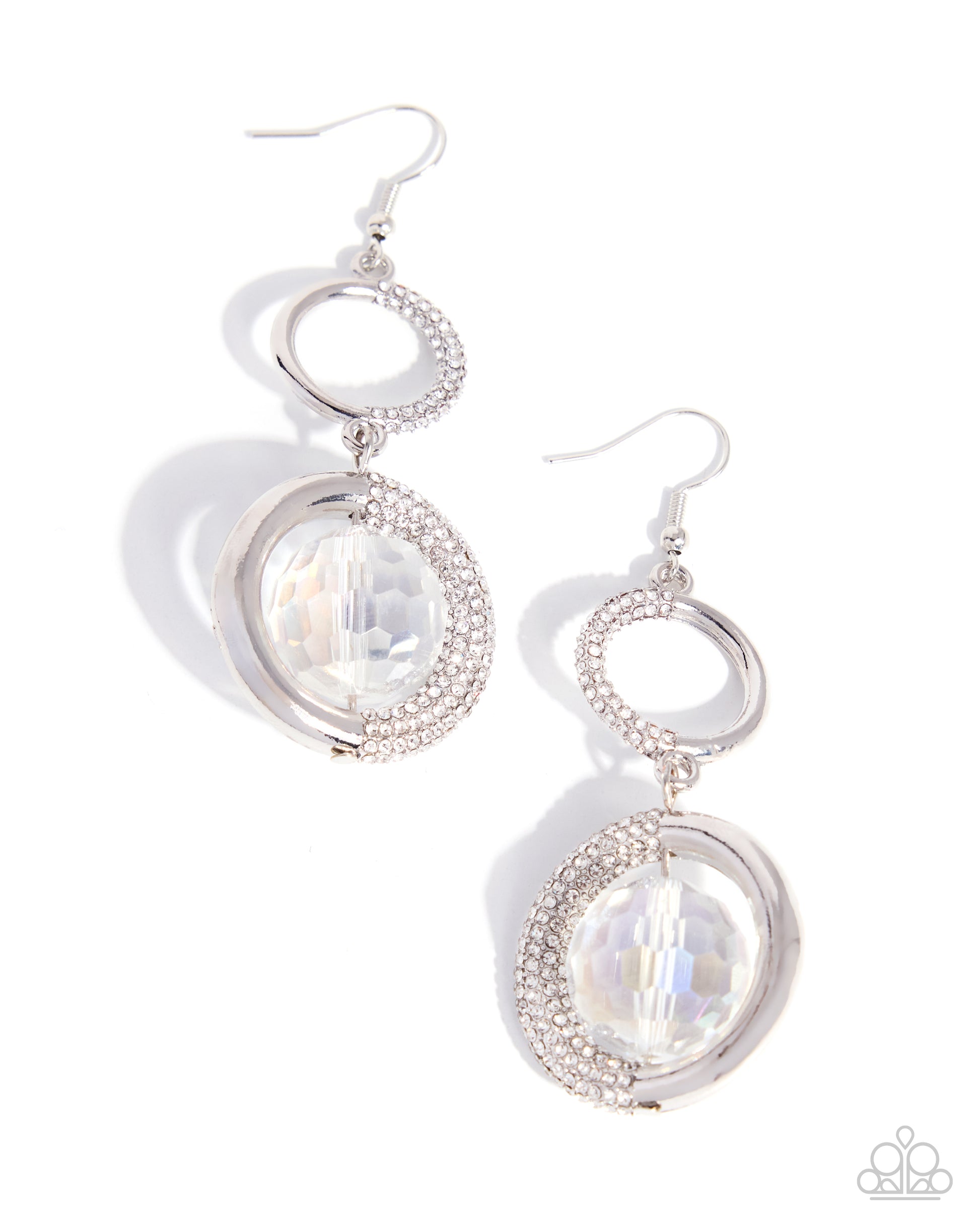 Dazzling Dive - white - Paparazzi earrings