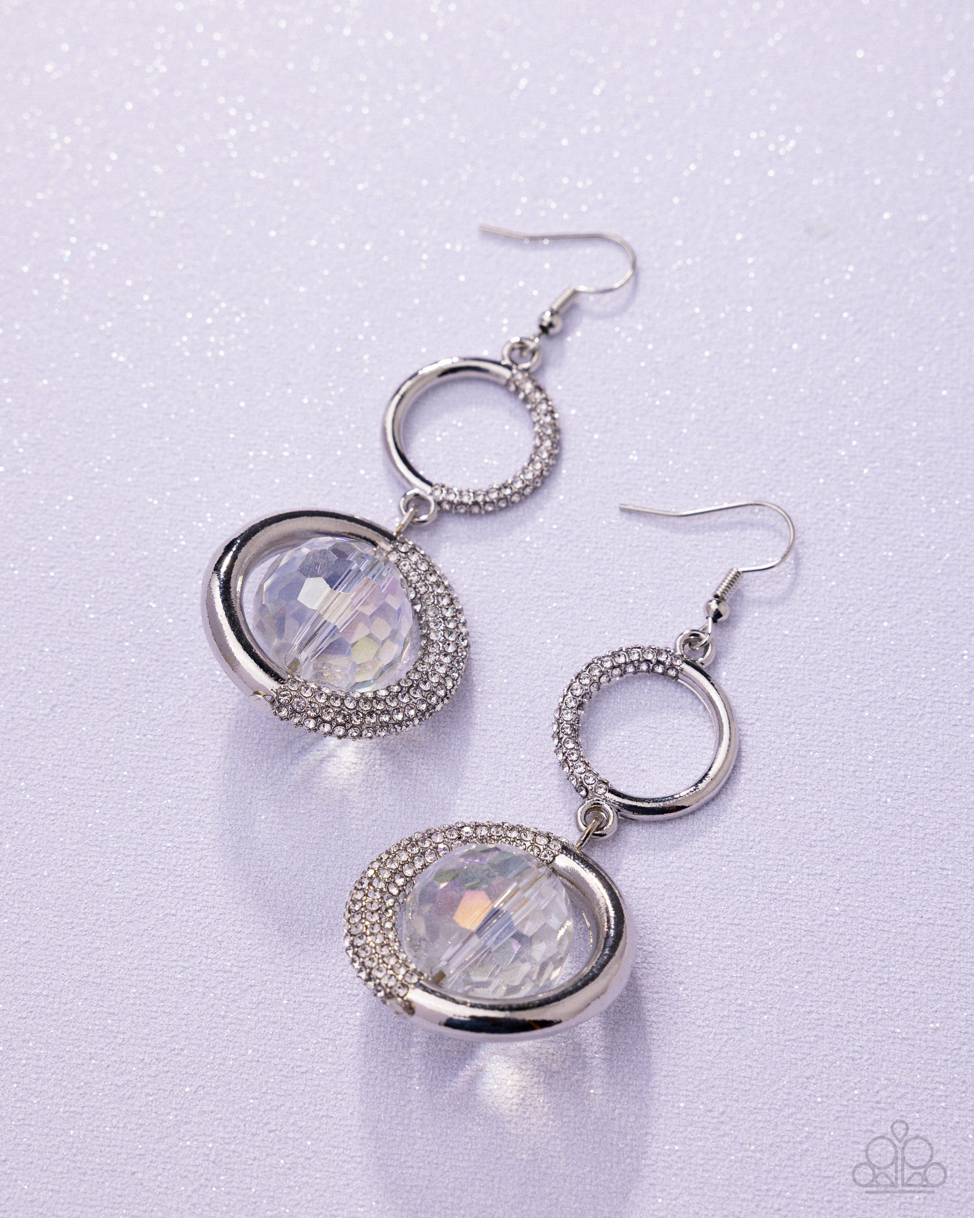Dazzling Dive - white - Paparazzi earrings