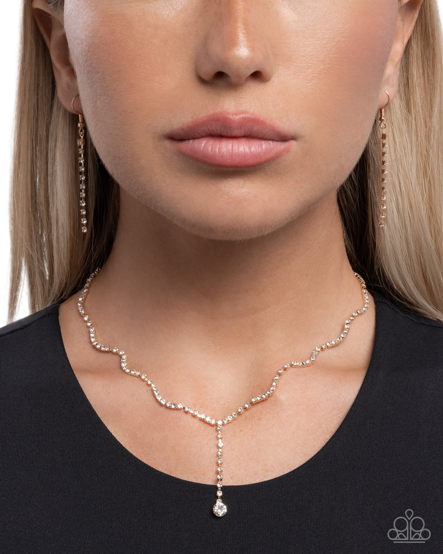 Debonair Dance - gold - Paparazzi necklace