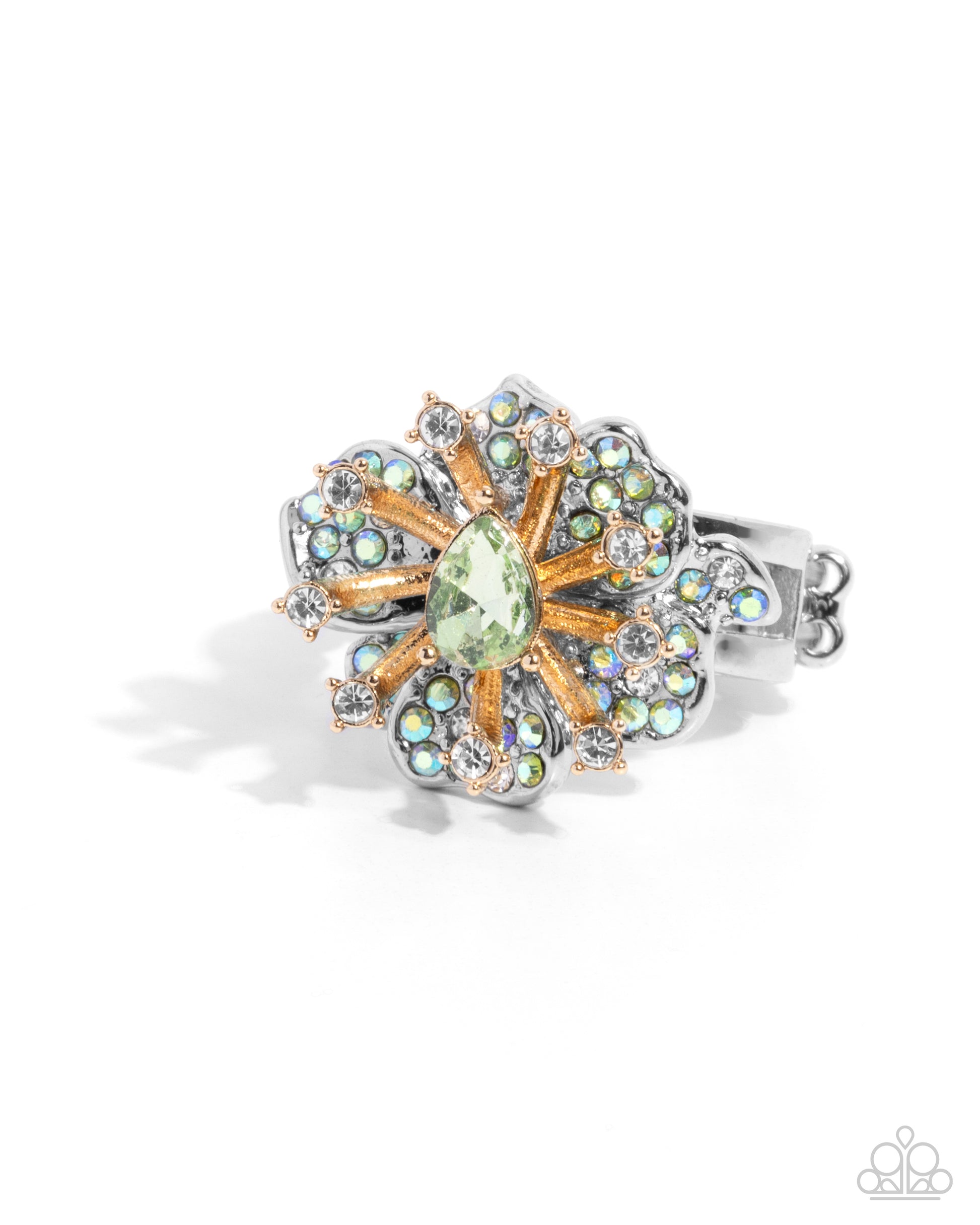 Decadent Display - green - Paparazzi ring