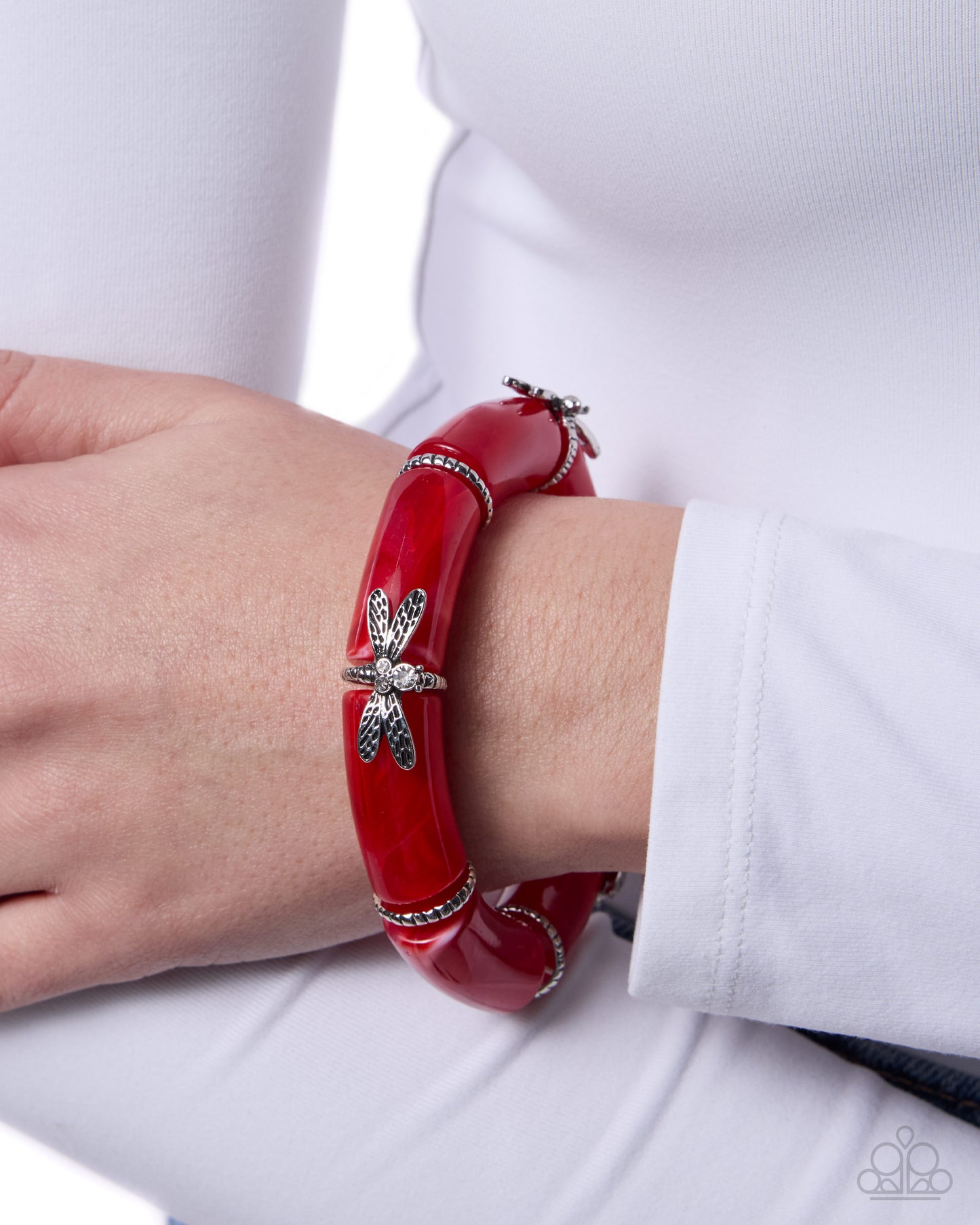Delicate Dragonfly - red - Paparazzi bracelet