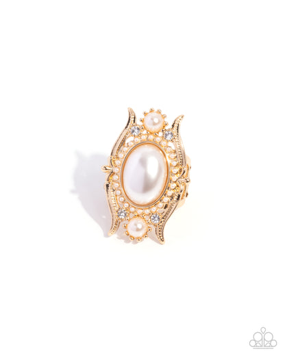 Delightful Debutante - gold - Paparazzi ring