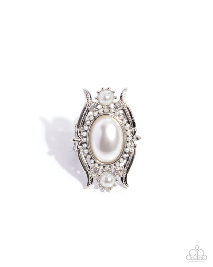 Delightful Debutante - white - Paparazzi ring