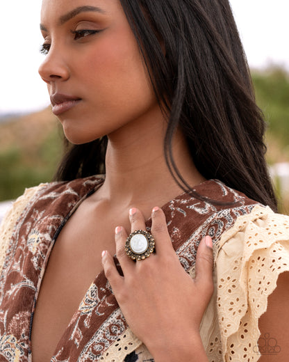 Delightfully Vintage - brass - Paparazzi ring