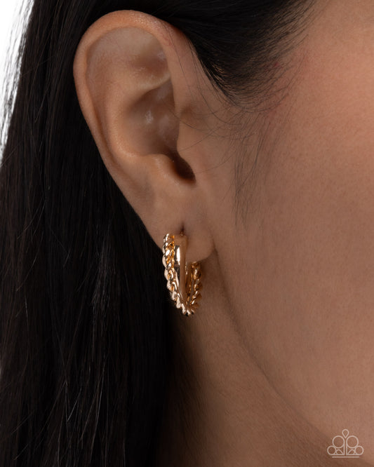 Deluxe Duo - gold - Paparazzi earrings