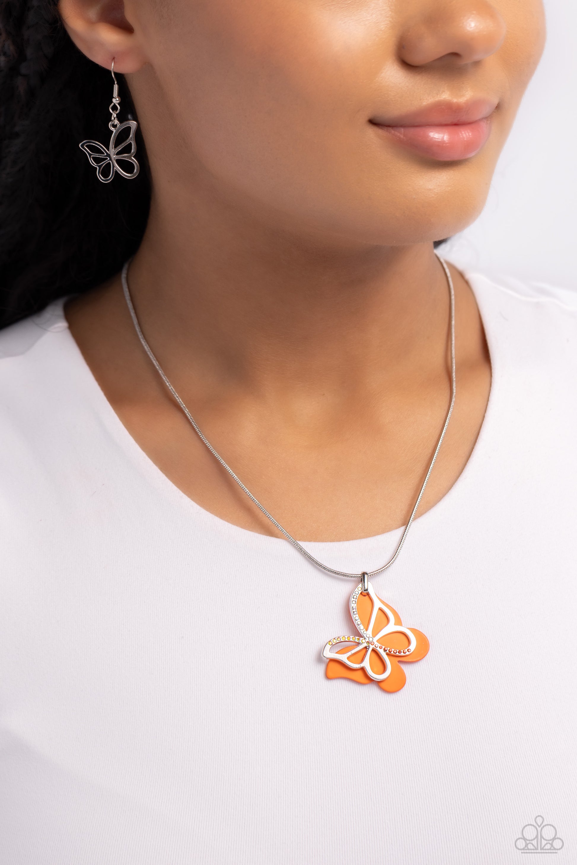 Detailed Dance - orange - Paparazzi necklace