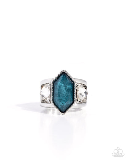 Dominant Diamond - blue - Paparazzi ring