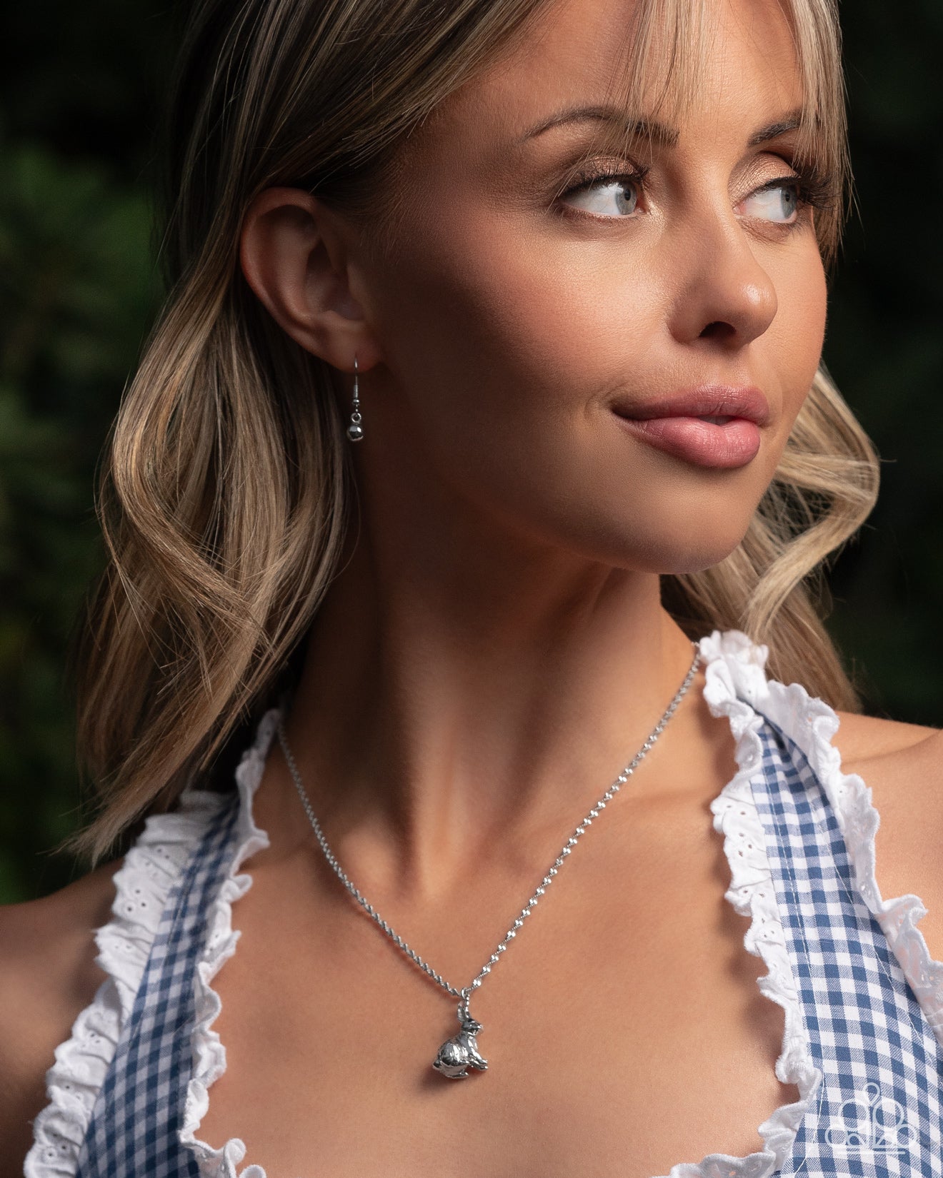 Dont Worry, Be HOPPY - silver - Paparazzi necklace