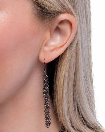 Double Demand - black - Paparazzi necklace