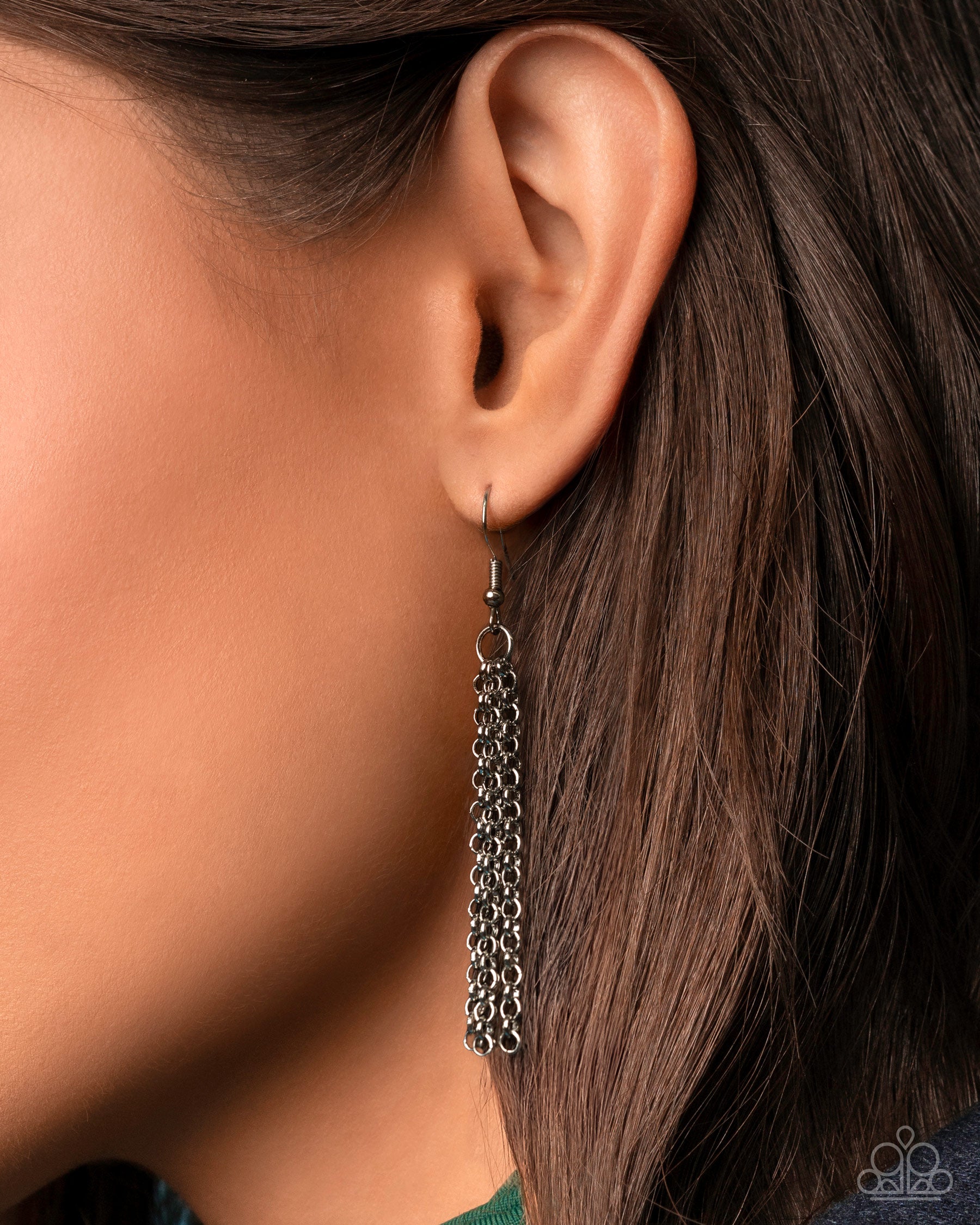 Double Demand - silver - Paparazzi necklace