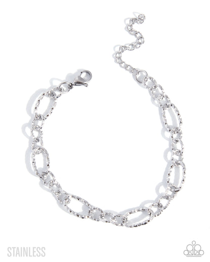 Dramatic Duty - silver - Paparazzi bracelet