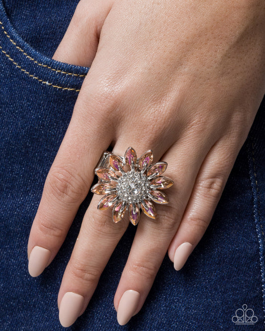 Dreamy Daisy - orange - Paparazzi ring