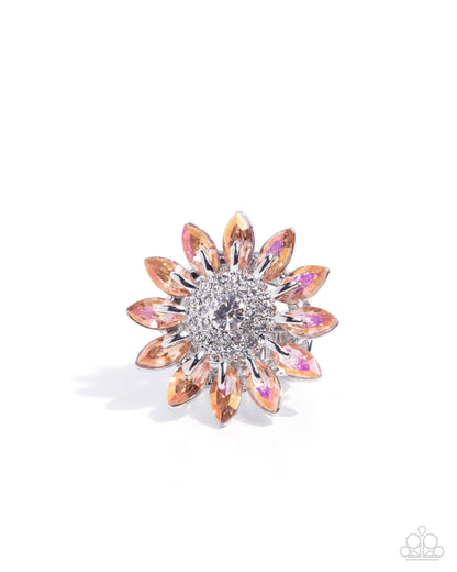 Dreamy Daisy - orange - Paparazzi ring