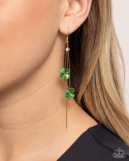 Dreamy Disposition - gold - Paparazzi earrings