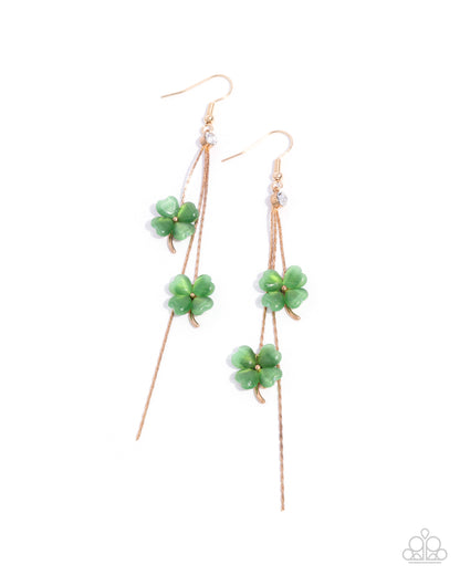 Dreamy Disposition - gold - Paparazzi earrings