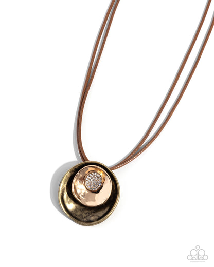 Duchess Disc - brass - Paparazzi necklace