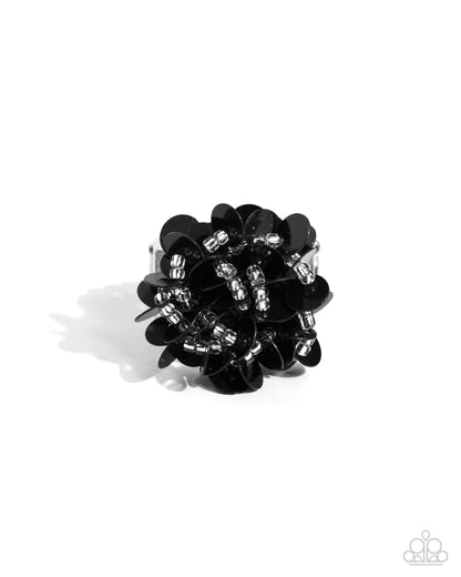 Dynamic Disco - black - Paparazzi ring