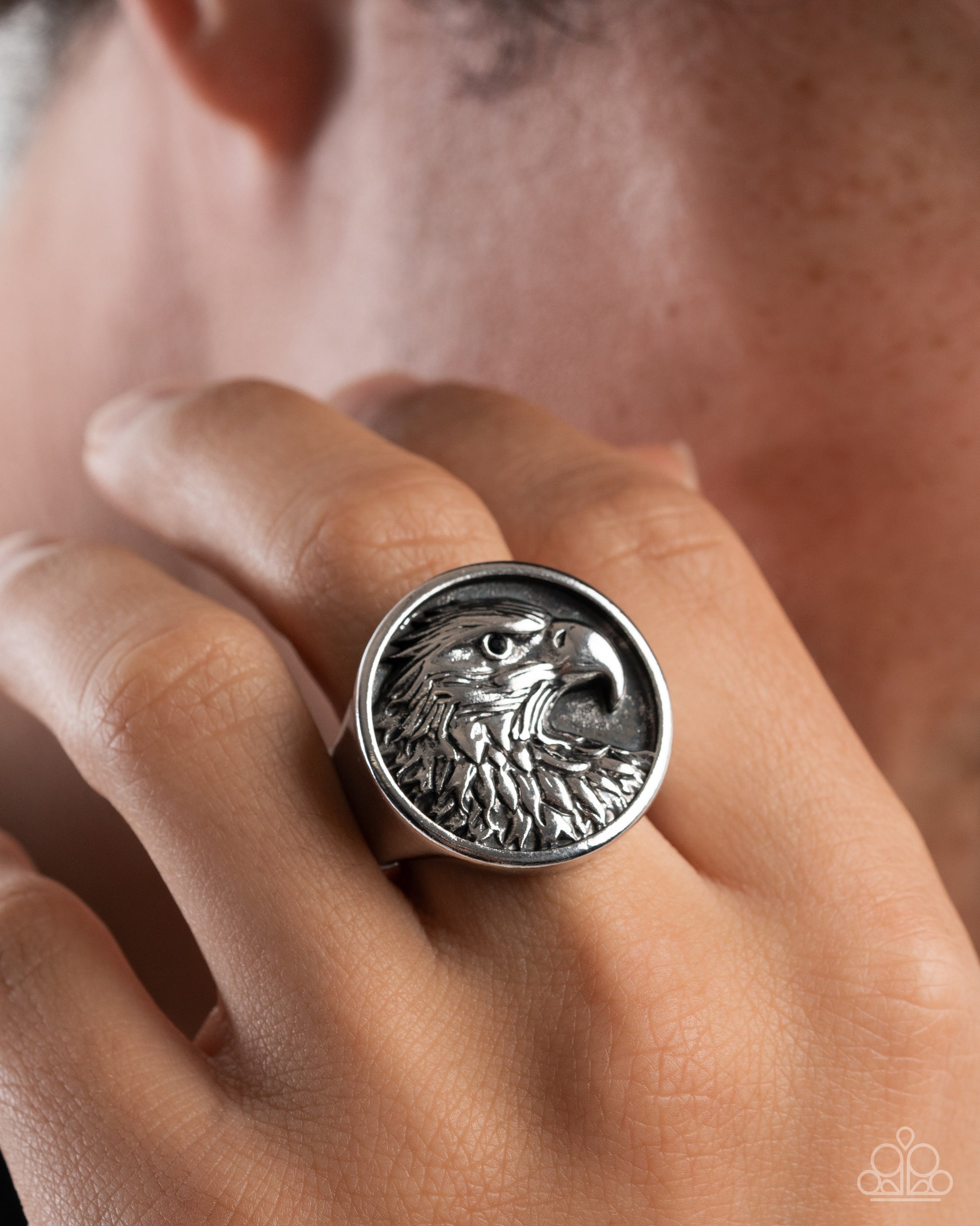 Eagle Edge - silver - Paparazzi MENS ring