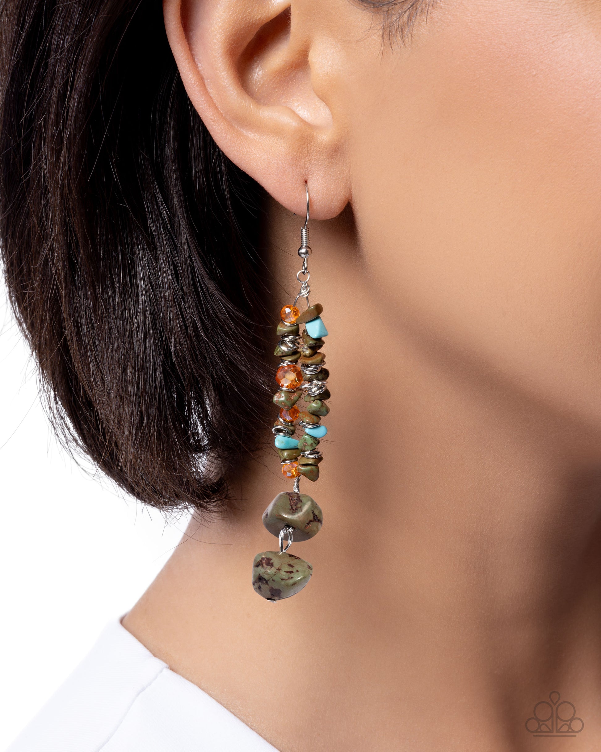 Earthy Embrace - green - Paparazzi earrings