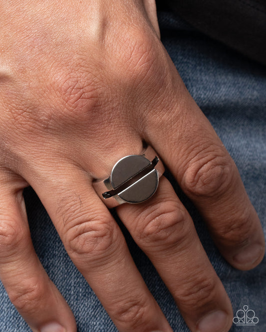 Easy Emblem - silver - Paparazzi MENS ring
