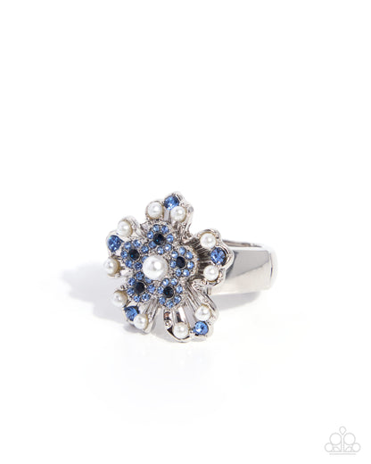Easygoing Bloom - blue - Paparazzi ring