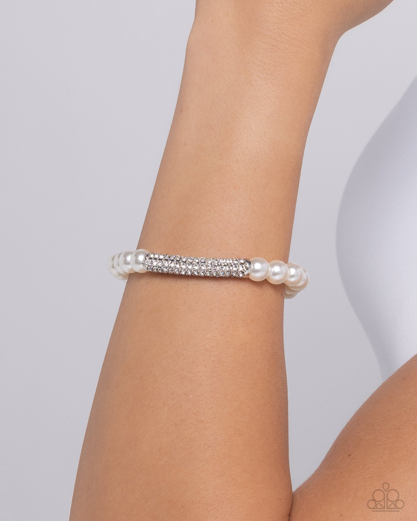 Elegance Embodied - white - Paparazzi bracelet