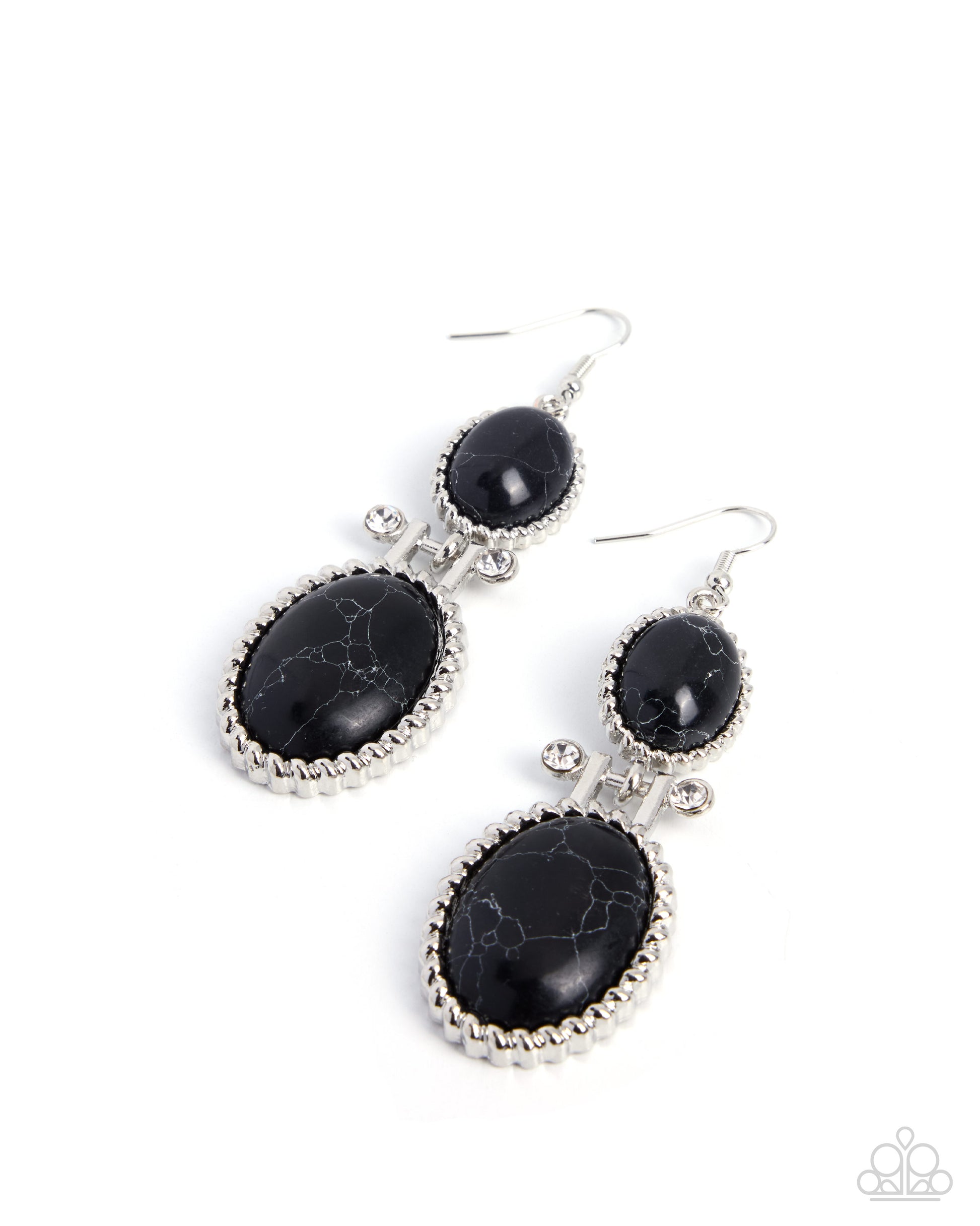 Elevated Element - black - Paparazzi earrings