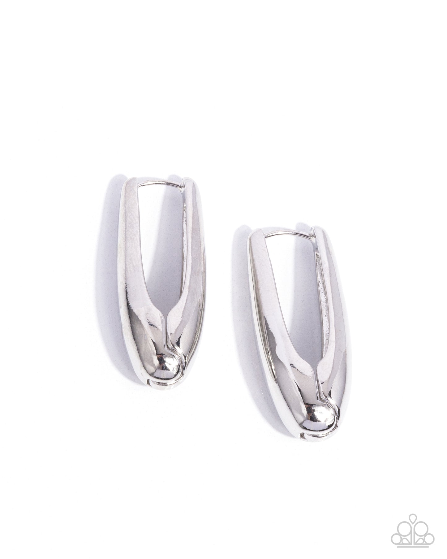 Eloquent Estate - silver - Paparazzi earrings