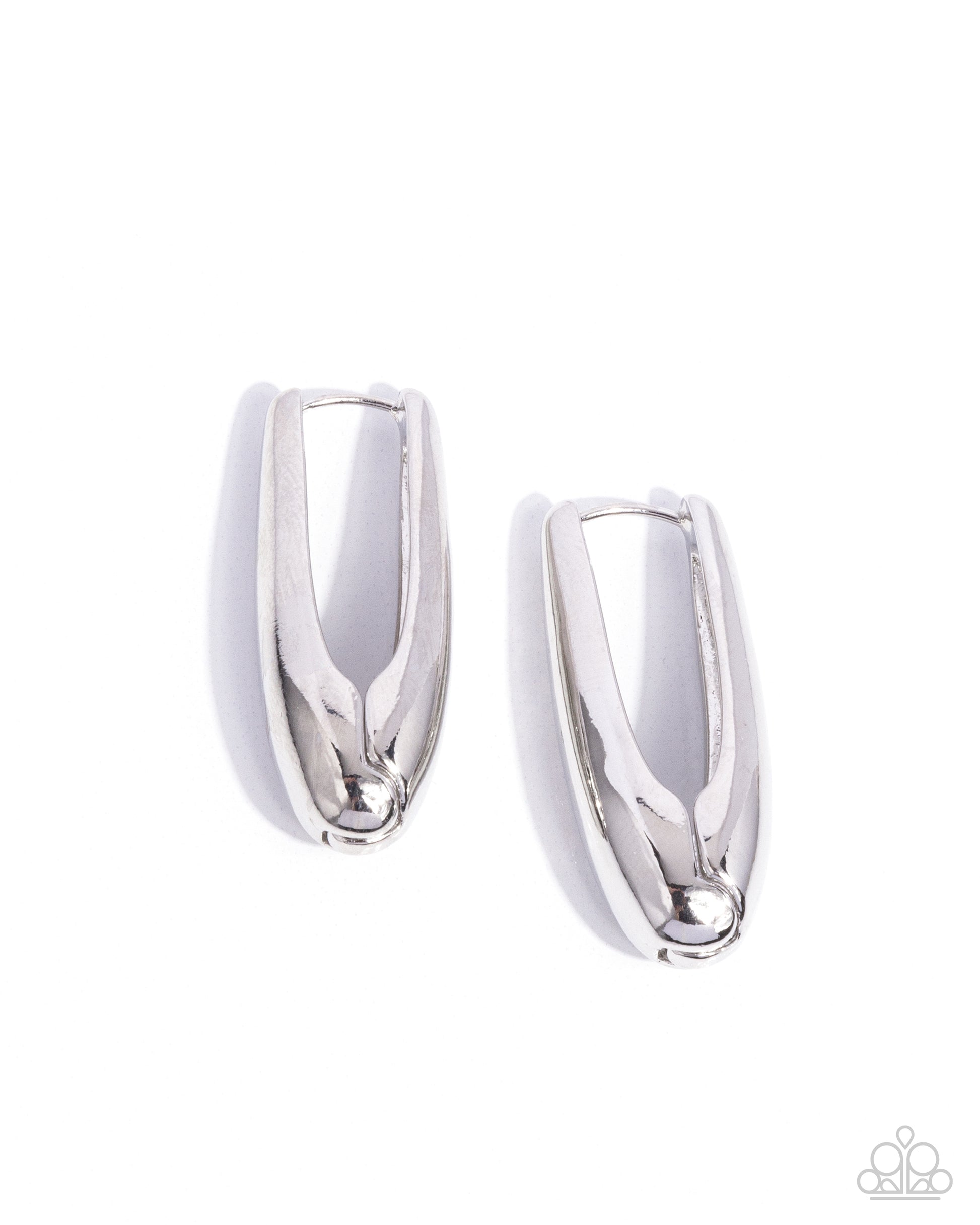 Eloquent Estate - silver - Paparazzi earrings