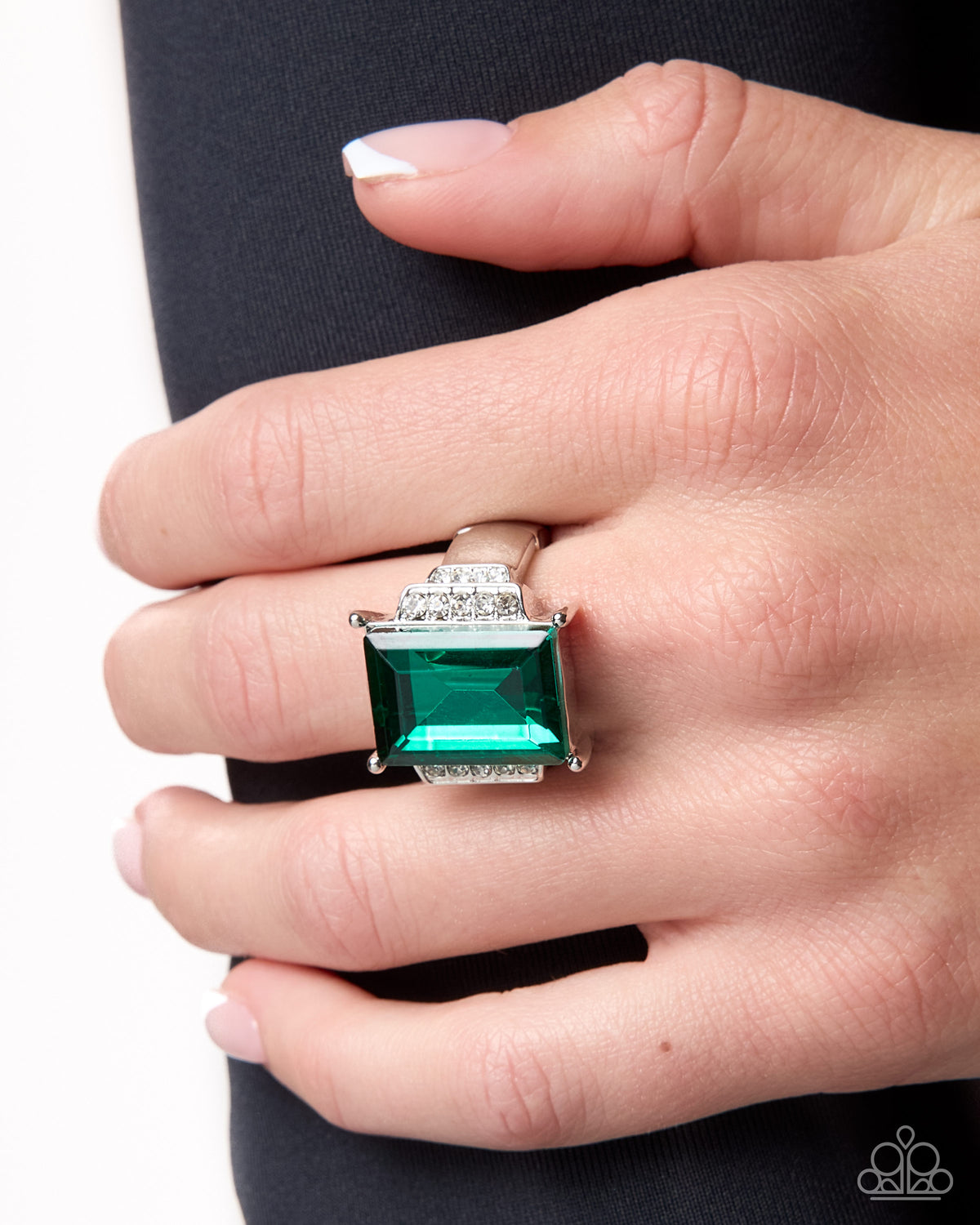 Emerald Engagement - green - Paparazzi ring