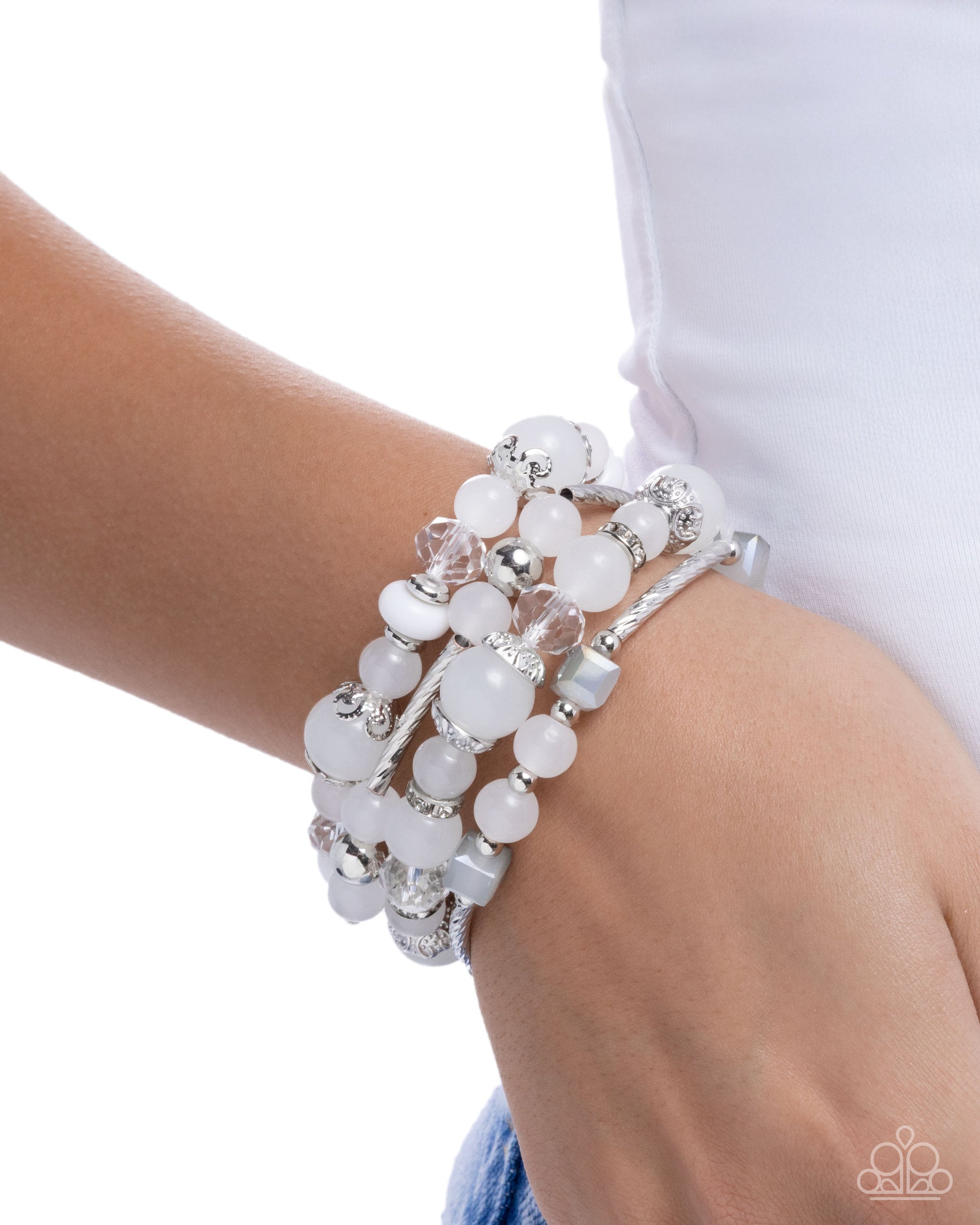 Endearing Ease - white - Paparazzi bracelet
