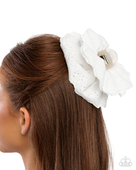 Energetic Eyelets - white - Paparazzi hair clip
