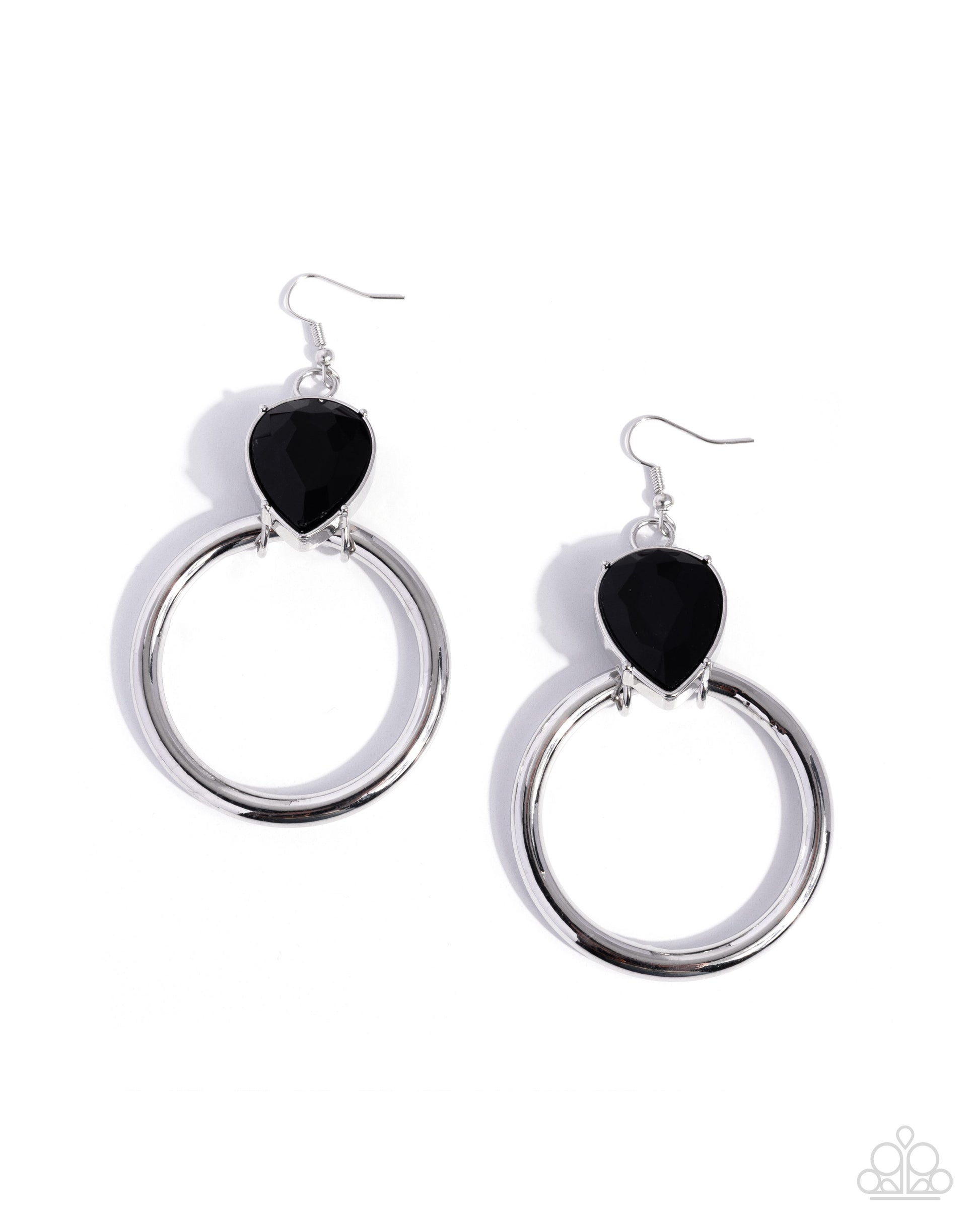 Enjoyable Elegance - black - Paparazzi earrings
