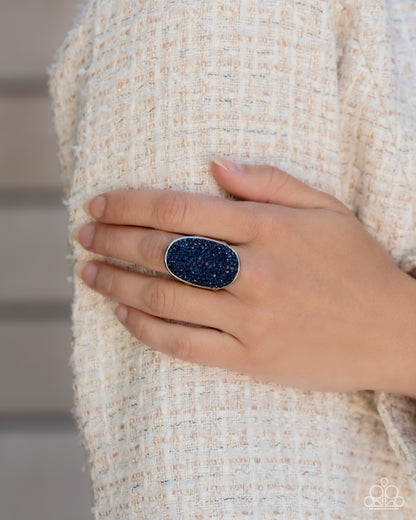 Exaggerated Elitist - blue - Paparazzi ring