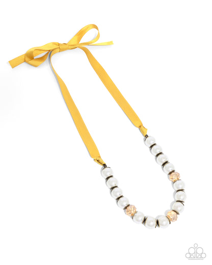 Exclusive Ease - yellow - Paparazzi necklace