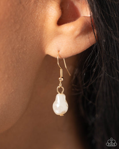 Executive Expression - gold - Paparazzi necklace