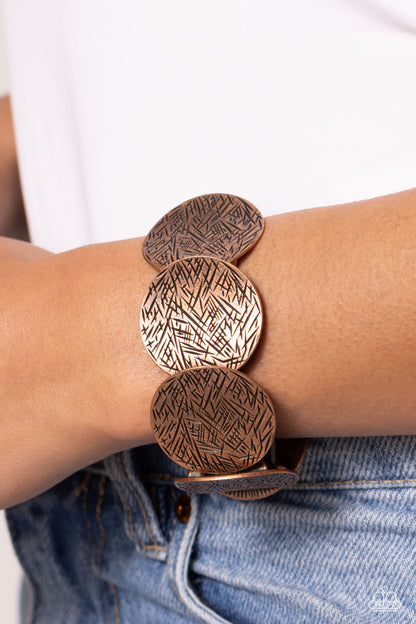 Extra Etched - copper - Paparazzi bracelet