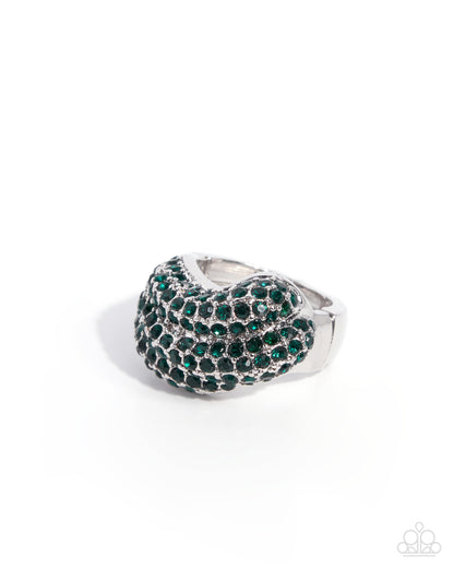 Extraordinary Elegance - green - Paparazzi ring