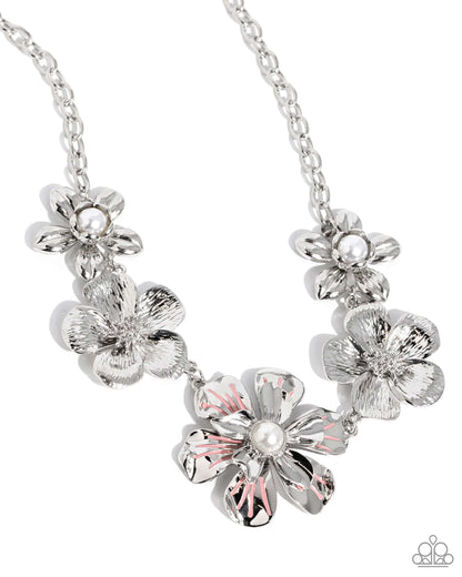 FLOWER Move - orange - Paparazzi necklace