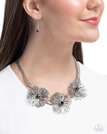 Falsetto Folktale - black - Paparazzi necklace