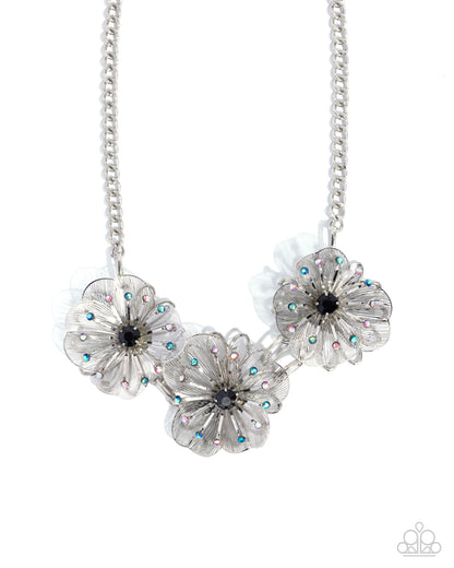 Falsetto Folktale - black - Paparazzi necklace