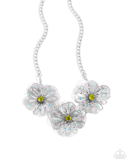 Falsetto Folktale - green - Paparazzi necklace